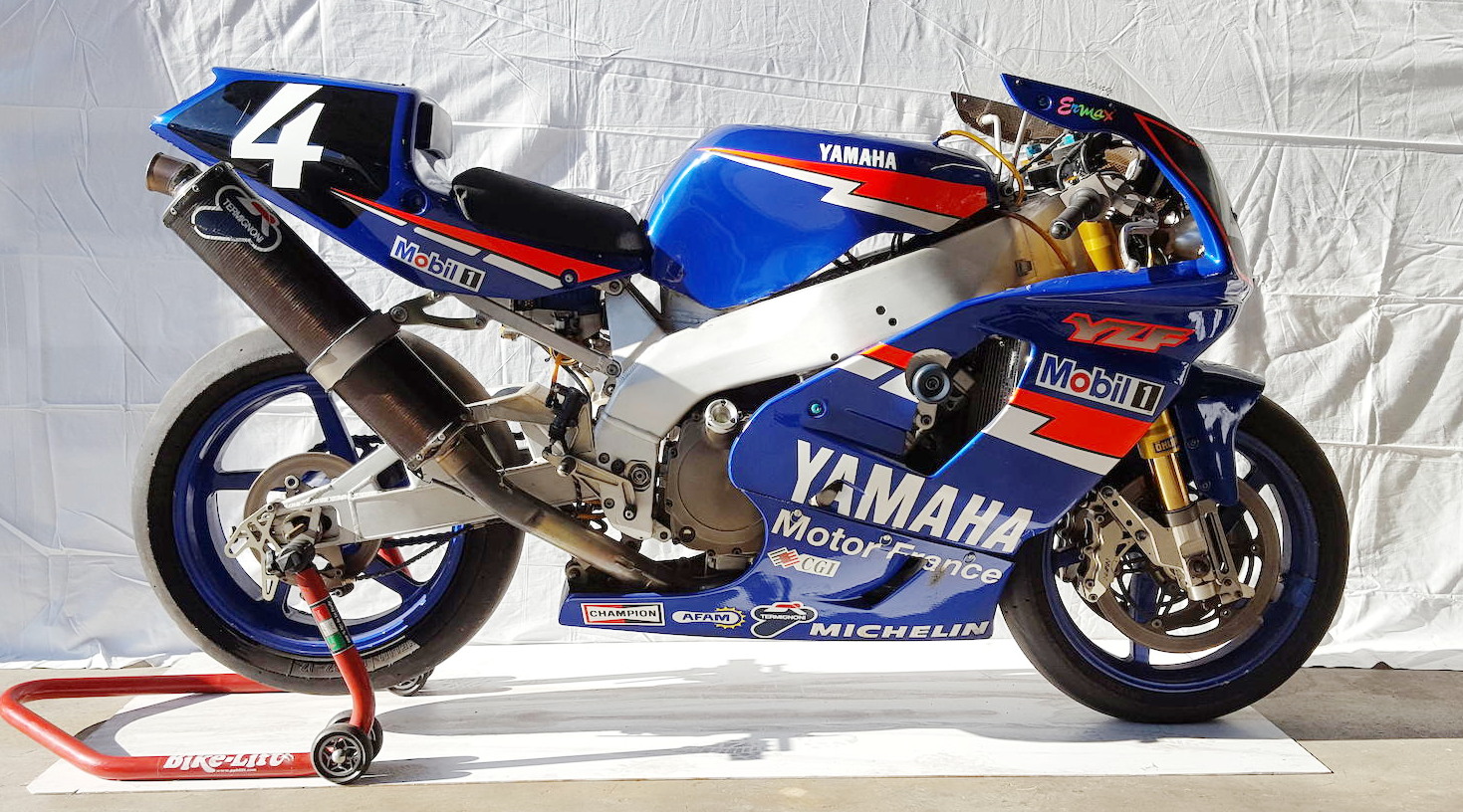 Δημοπρασία αγωνιστικού Yamaha YZF-R7 του Jean-Philippe Ruggia!