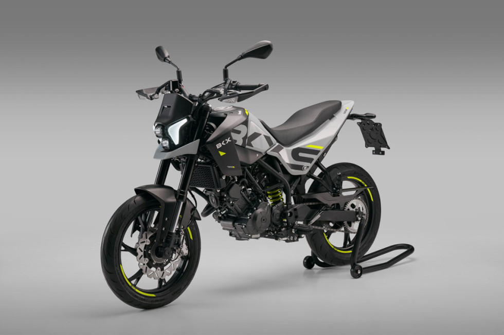 EICMA 2024 – Benelli BKX 125S 2025: Supermoto και A1 πάνε μαζί