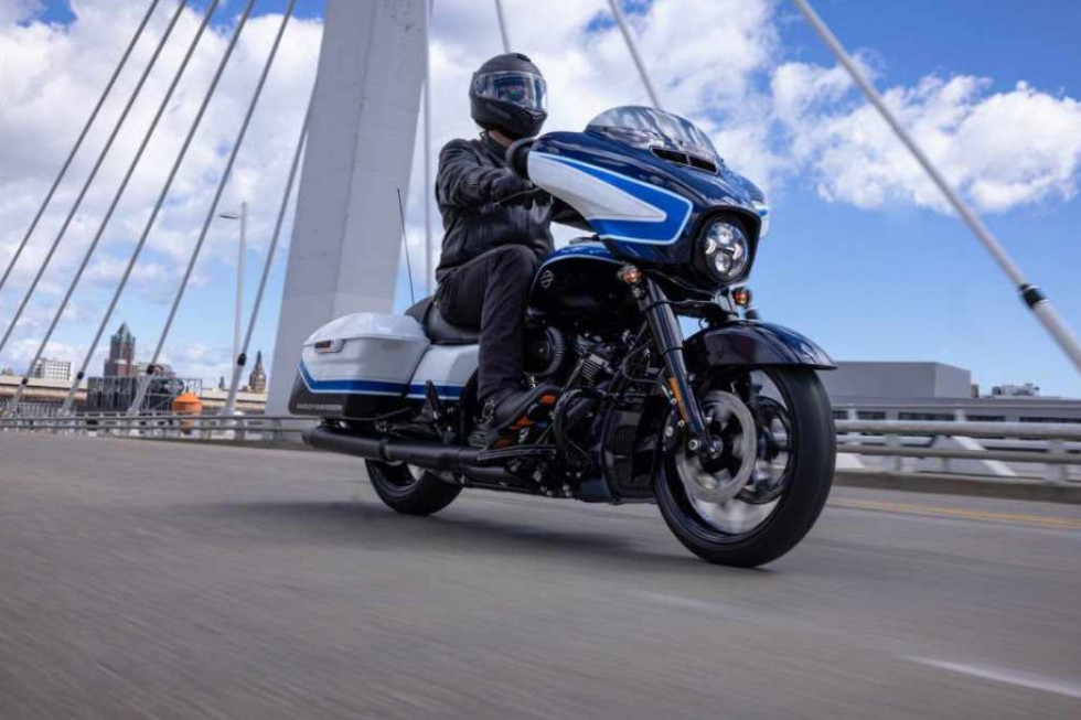 Νέα Harley-Davidson Street Glide Special Arctic Blast