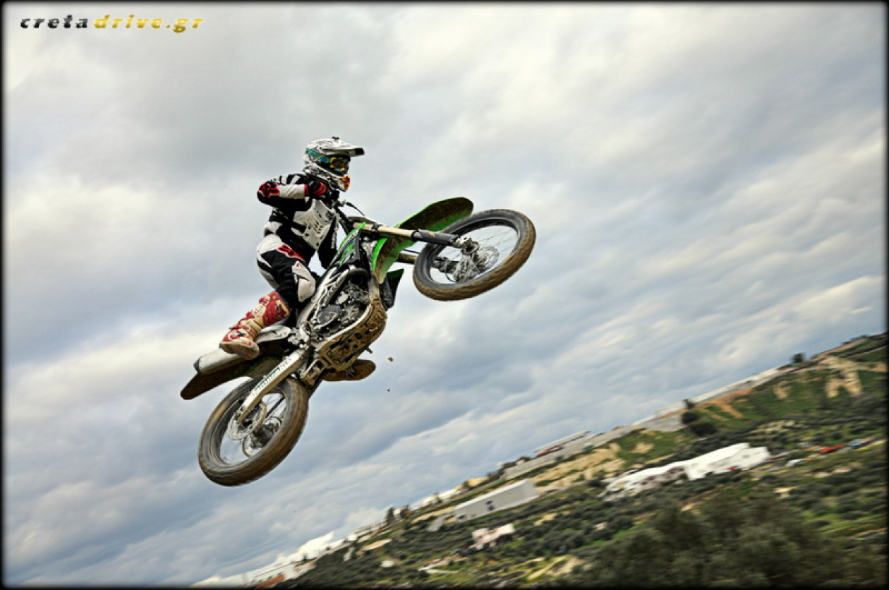 Test – Kawasaki KX 450 F 2012-  Video