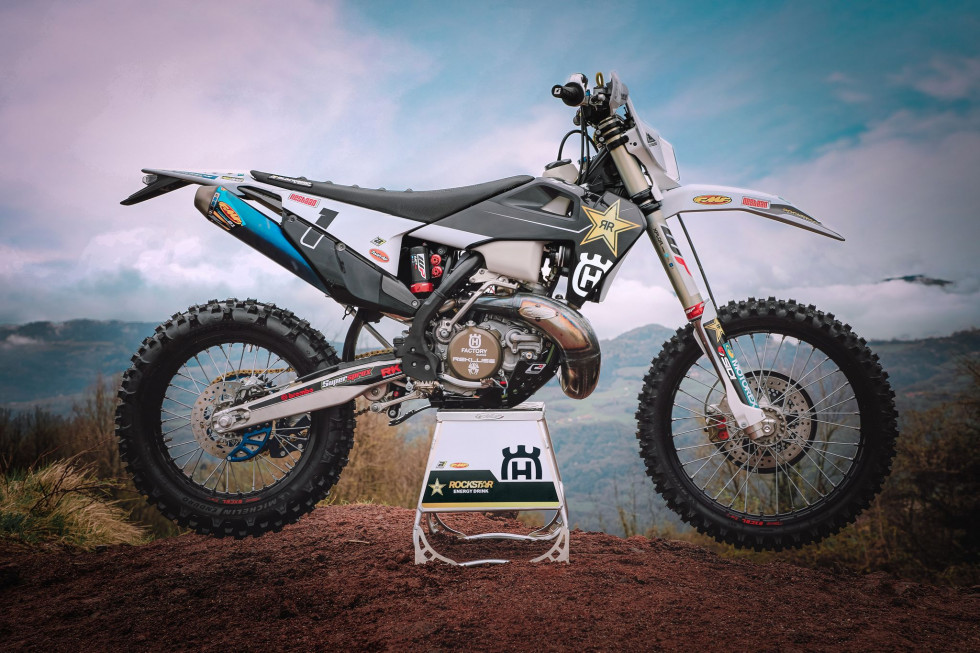 Husqvarna Factory Hard Enduro Team 2021 - Bike Porn pics με τις εργοστασιακές μοτοσυκλέτες!