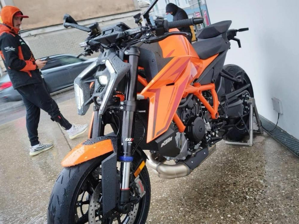 KTM 1390 Superduke R 2024 – Με 1.401 κυβικά, στα 190 άλογα και πολλά, πολλά ηλεκτρονικά