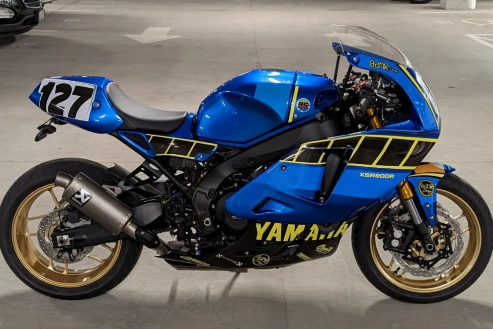 Yamaha XSR900 - Πανέμορφη YZF750 replica διά χειρός JMR Design.