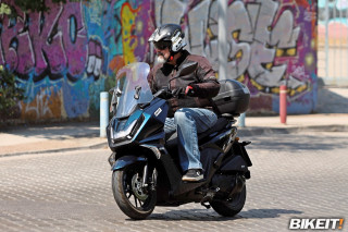 Test - KYMCO Skytown 125i Top Case (2024)