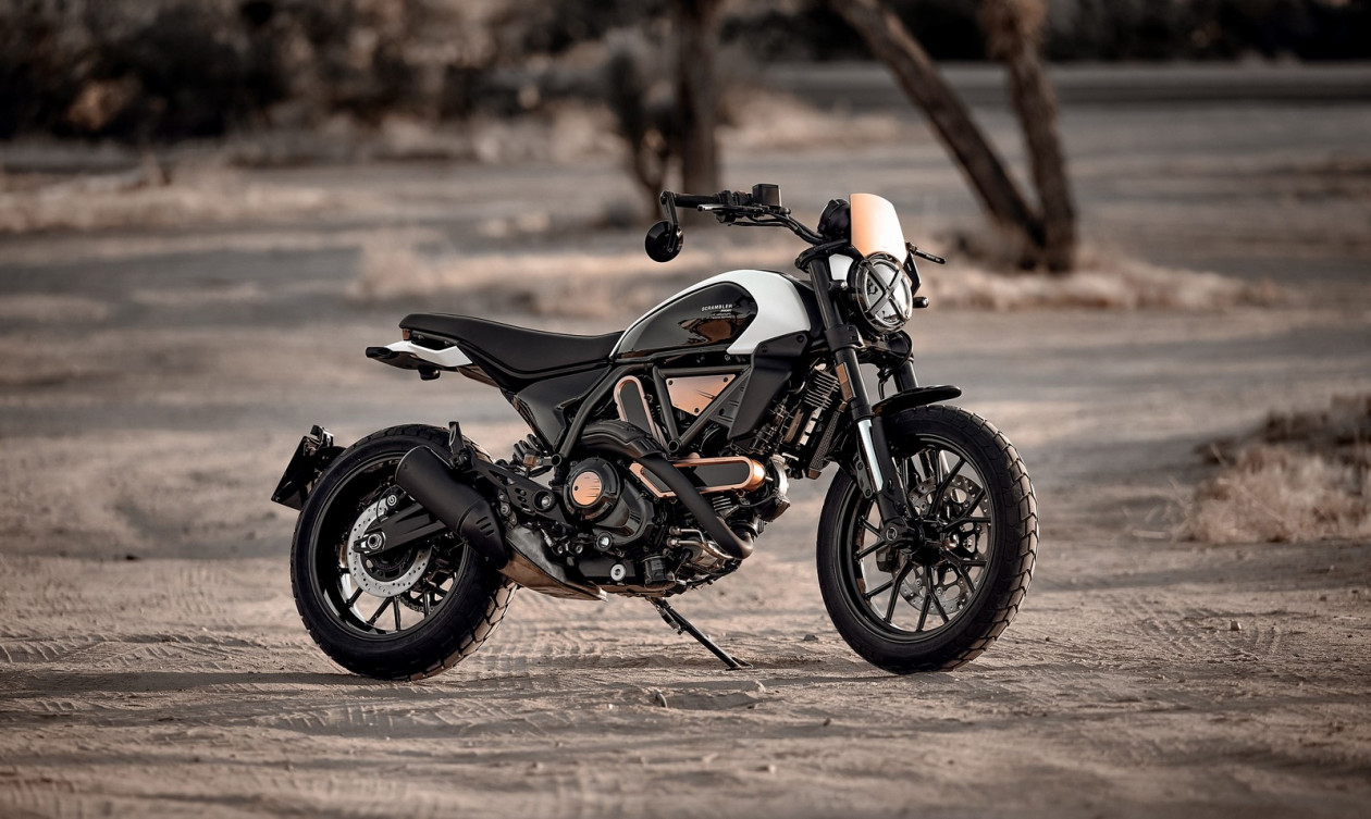 Scrambler Ducati 10° Anniversario Rizoma Edition 2025