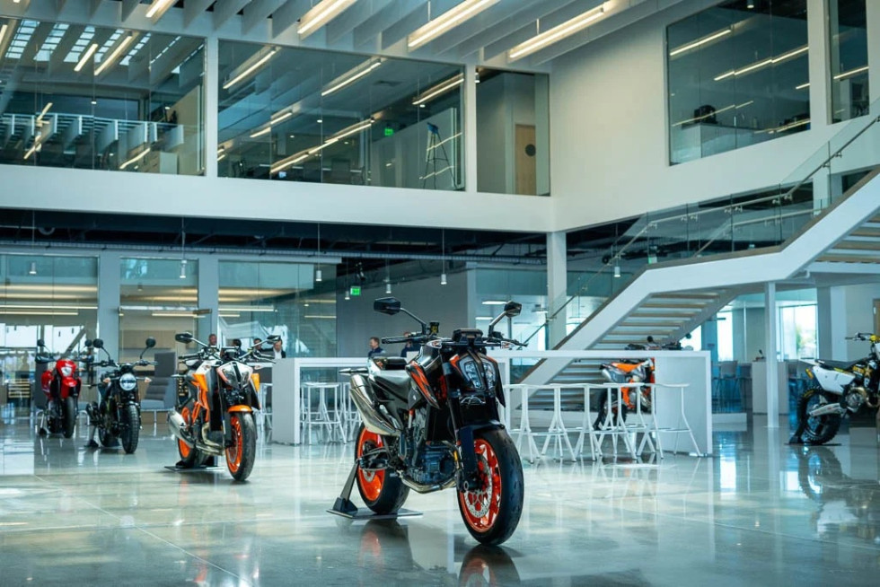 KTM - Pierer Mobility: Άνοιξε τα νέα κεντρικά της στις ΗΠΑ