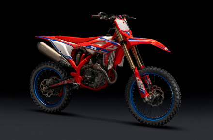 Beta RX 2025 - H βελτιωμένη motocross οικογένεια