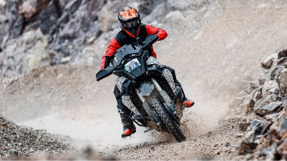 KTM – Δοκιμάζονται τα νέα πρωτότυπα 1390 Super Adventure