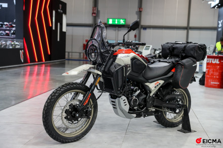 EICMA 2024 – FB Mondial Sendero 300 2025 – Κλασικό σκραμπλεράκι