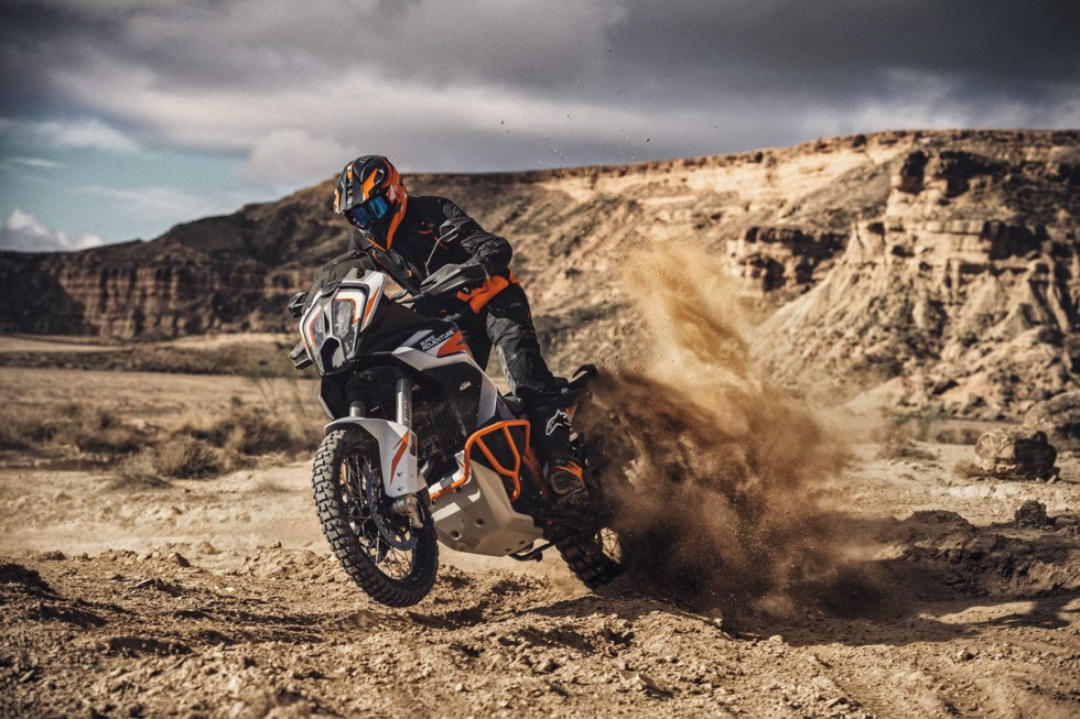 KTM 1290 Super Adventure R 2021 - Το R κάνει την διαφορά στην εκτός δρόμου οδήγηση