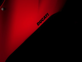 Ducati World Première 2025 - Πρεμιέρα για το νέο Panigale V4