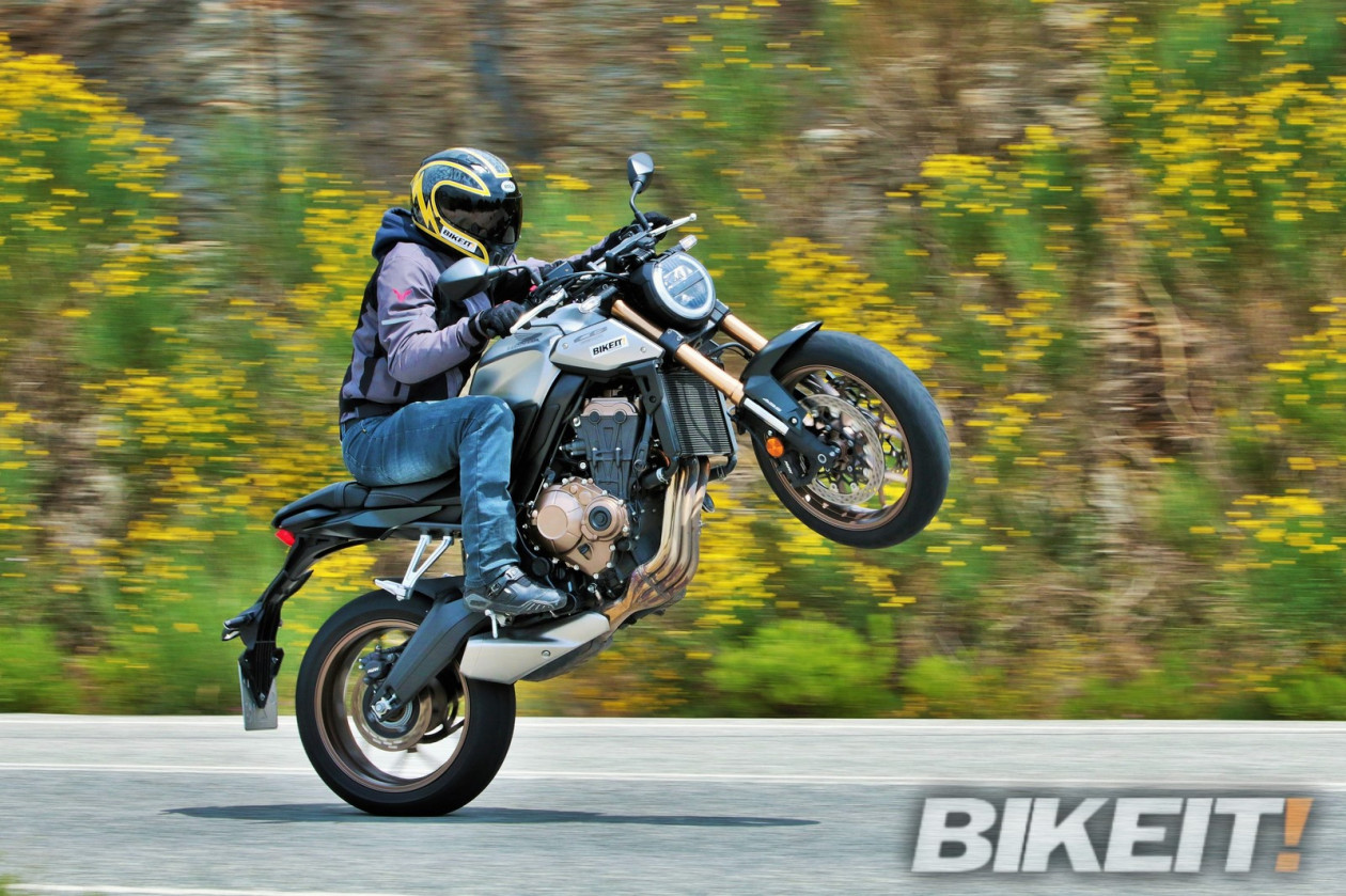 Video Test  - Honda CB 650R 2020