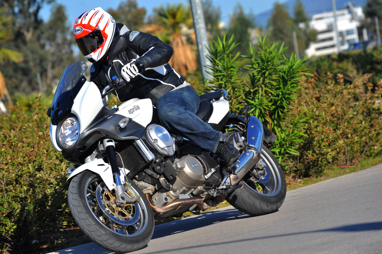 Aprilia Mana 850 GT - Video test