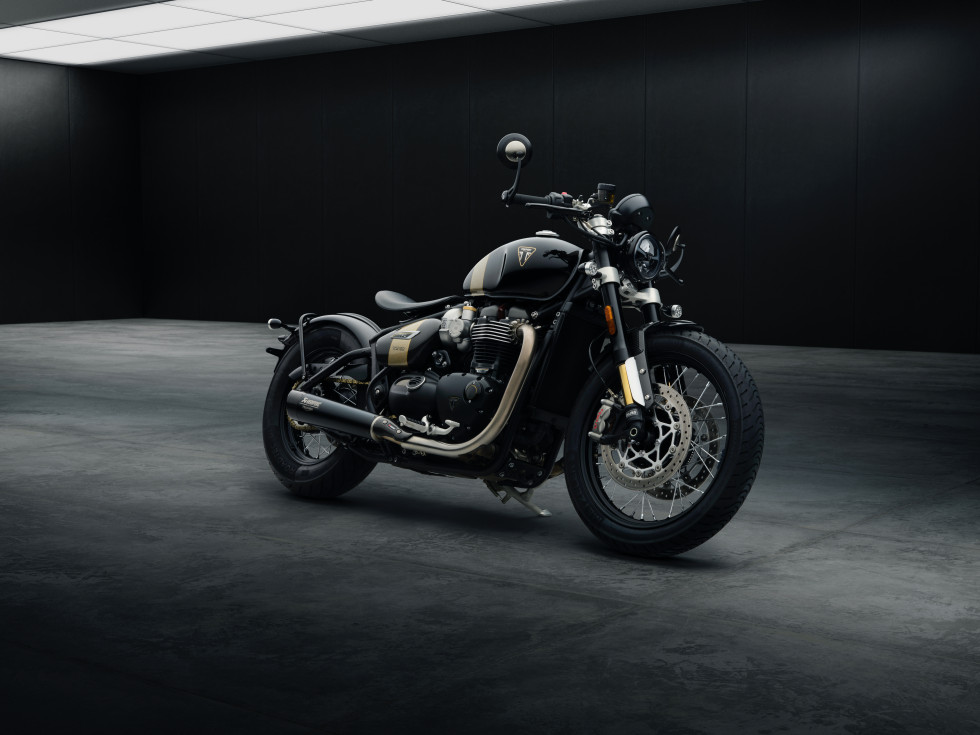 Triumph Bonneville Bobber TFC Limited Edition – Σε μαύρο και χρυσό για όποιον προλάβει