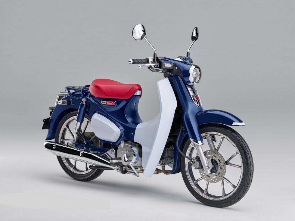 Το Honda Super Cub 125 με άτοκες δόσεις μόνο στη Moto Petsas