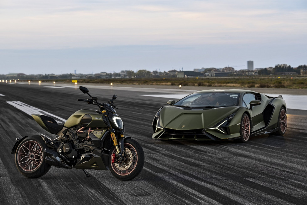 Ducati Diavel 1260 Lamborghini 2021 - Φόρος τιμής στη Sian FKP 37