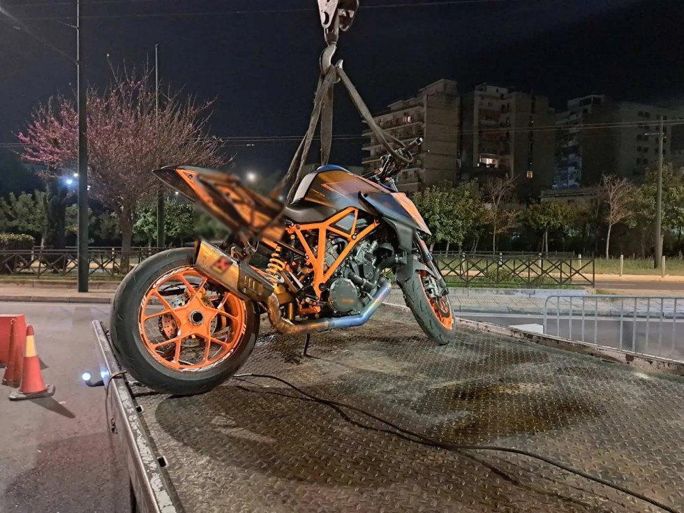 Τροχαία Αττικής – Κατάσχεση ενός Superduke μεταξύ βεβαίωσης 805 παραβάσεων, την Κυριακή