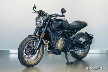 Brixton Crossfire 500 2025 - Νέα έκδοση Cafe Racer στην Κίνα