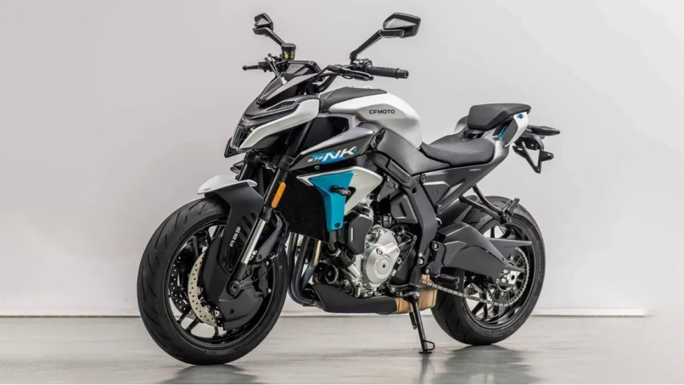 CFMOTO 675NK 2025 – Nέα και καλύτερη φωτογραφία