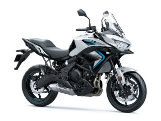 Kawasaki Versys 650 2025 - Φρεσκάρισμα με δύο νέους χρωματισμούς