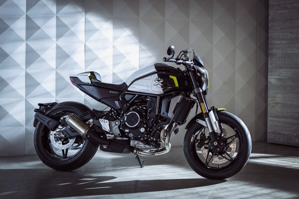 CF Moto 700 CL-X, έρχεται στην Ελλάδα μέσα στο 2020