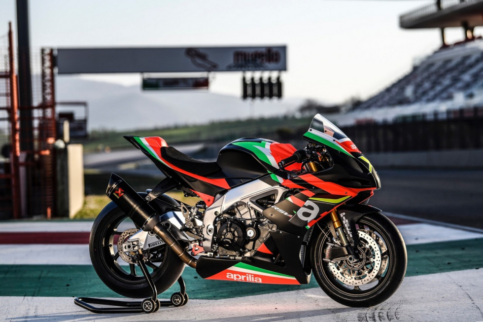 Aprilia RSV4 X - Τα 10 αντίτυπα κατευθύνονται στους ιδιοκτήτες τους