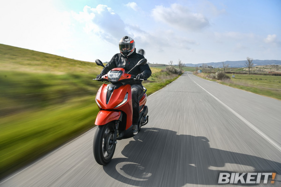 Test ride τα νέα Beverly 300 και 400 στην Piaggio Lymperopoulos