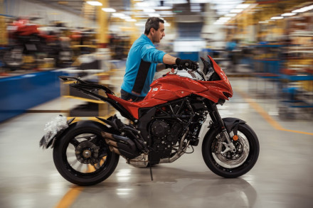 MV Agusta - Έκλεισε το εργοστάσιο της λόγω Κορωνοϊού