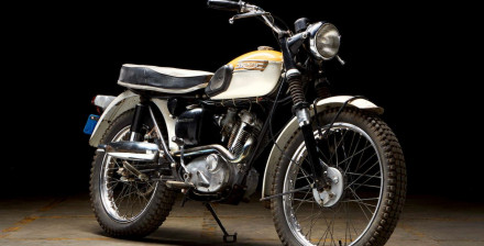 Δημοπρατείται το Triumph Mountain Cub του σκηνοθέτη της ταινίας On Any Sunday