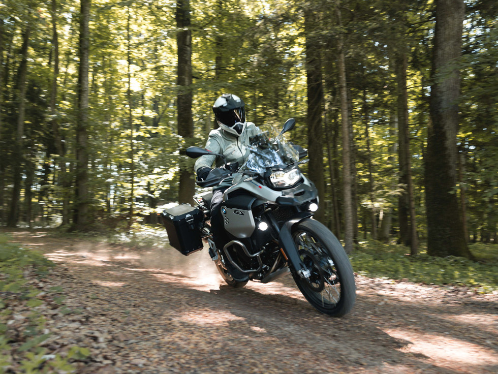 BMW F 900 GS Adventure 2024 – Έτοιμο για μακρινότερα ταξίδια