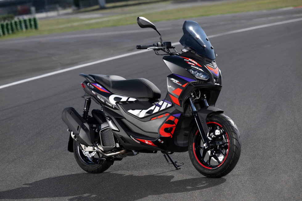 Aprilia SR GT Replica 2024 - Urban adventure