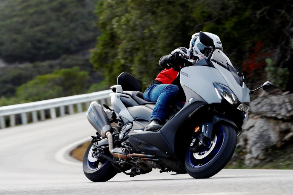 Test - Yamaha TMax 560 2020 - Αποστολή στην Πορτογαλία