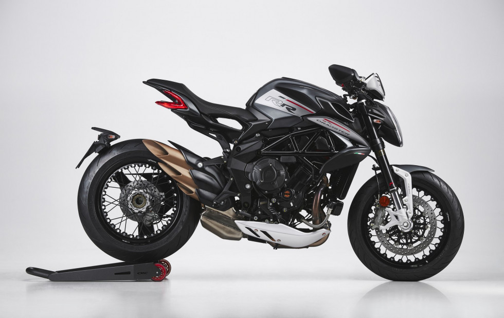 MV Agusta Dragster 800 RR 2021 - Euro 5 και φρεσκάρισμα