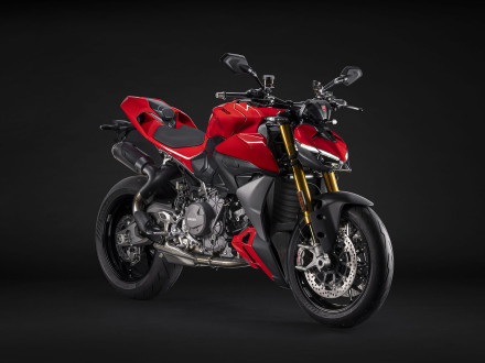 EICMA 2024 - Ducati Streetfighter V2 / Streetfighter V2 S 2025 - Λιγότερα κιλά μεν, λιγότεροι ίπποι δε