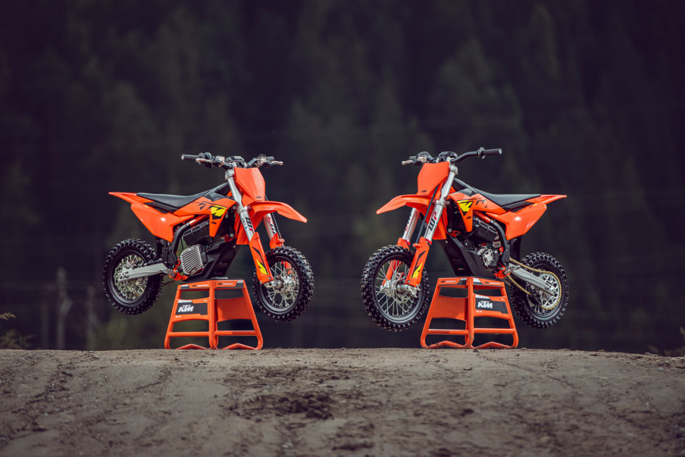 KTM SX-E 2025 – Για να βάλουν τους μικρούς μας φίλους στην πρίζα