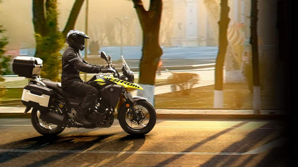 Suzuki V-Strom 250 – Απόκτησέ τη με όφελος €400