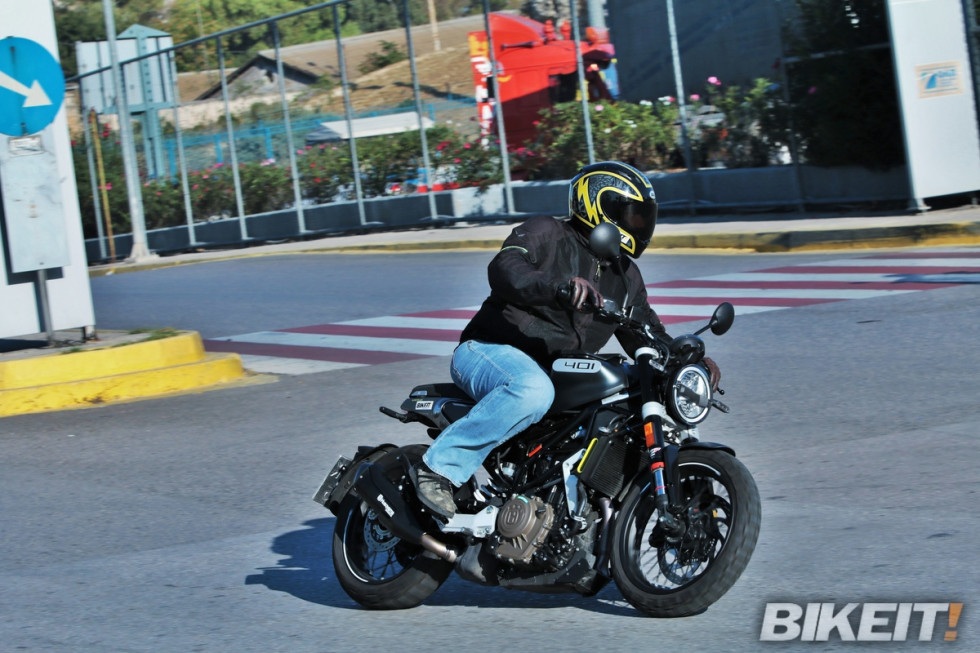 Test – Husqvarna Svartpilen 401 2020 – Παιδική χαρά ενηλίκων