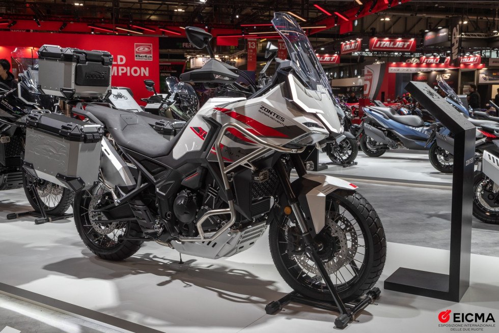 EICMA 2024 – Zontes 703F 2025 – Διπλή έκδοση παραγωγής με επιλογή τροχών